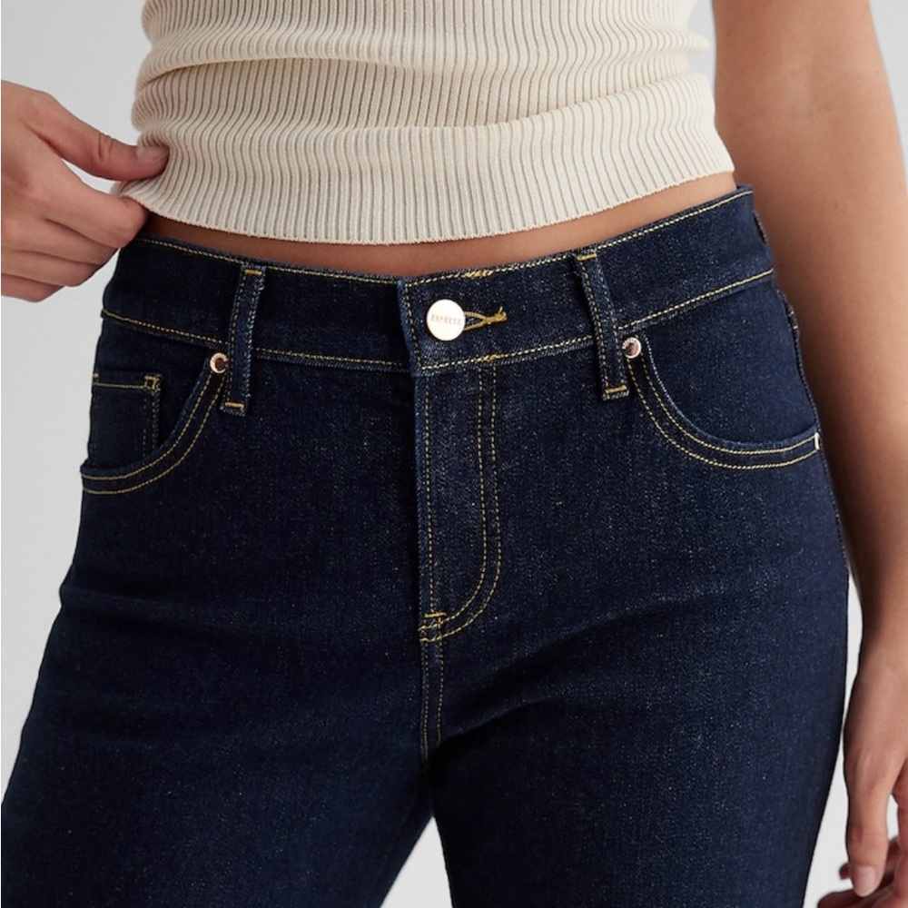 Express Barely Boot Low Rise Women's Jeans 6 Short - Picture 2 of 8